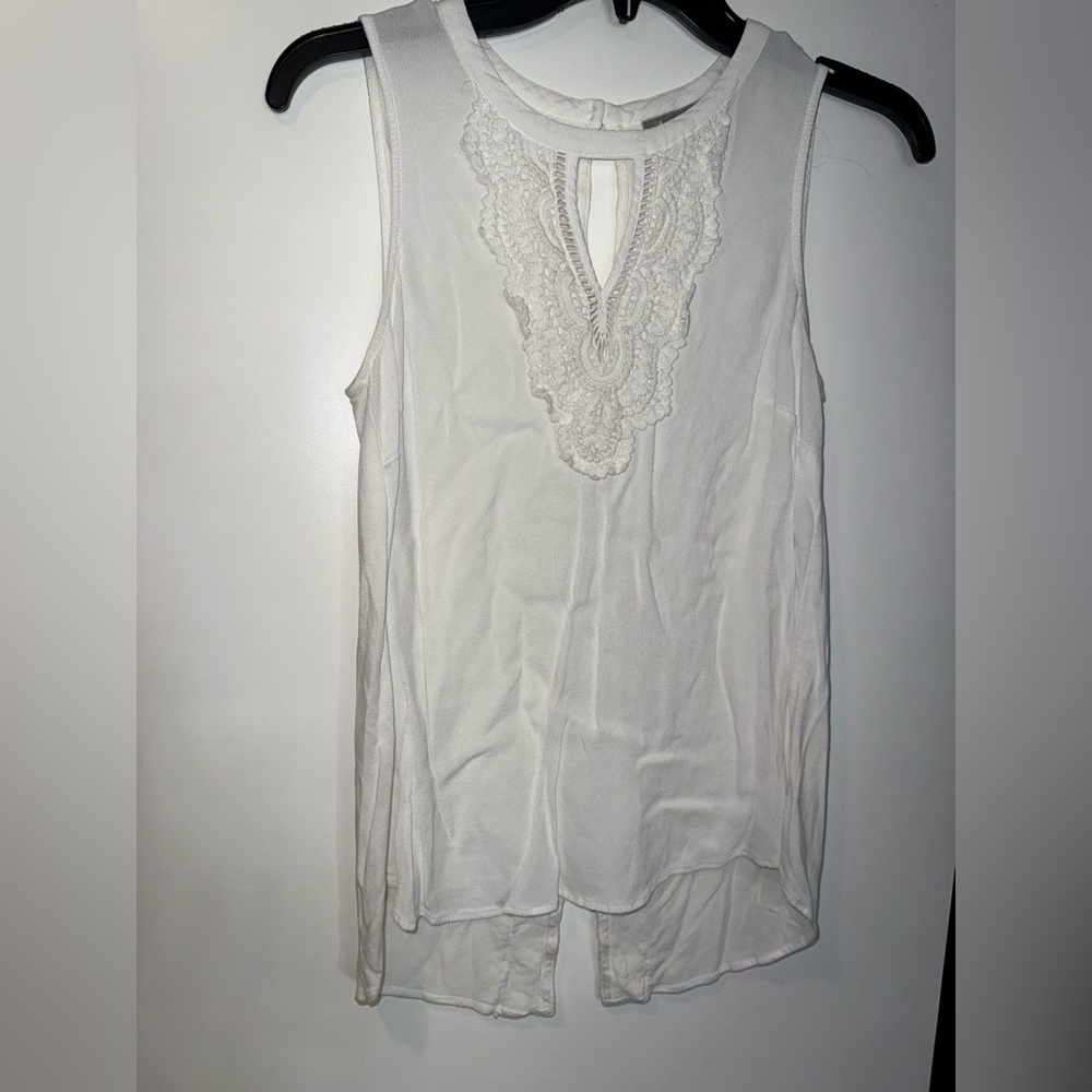 Daniel Rainn White Embellished Sleeveless Blouse